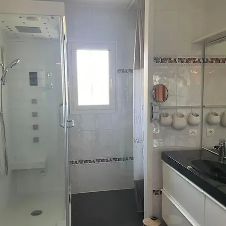 Semesterbostad Charmante Maison Entre Castres Et Lautrec Laboulbene